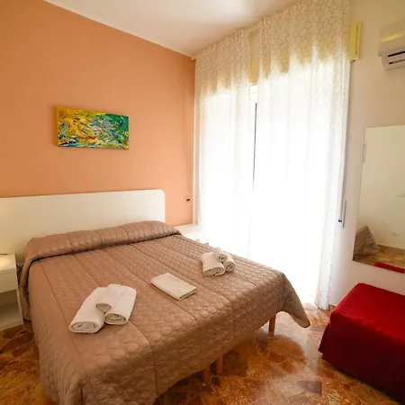 فندق مبيت وإفطار Siracusa Holidays