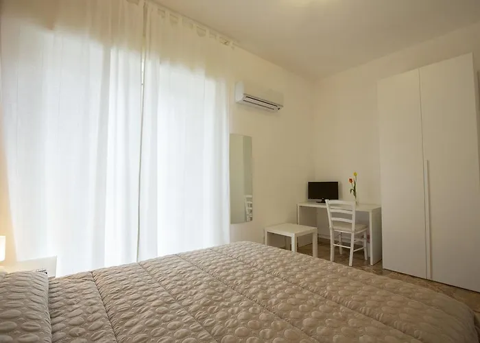 Frühstückspension Siracusa Holidays 3*