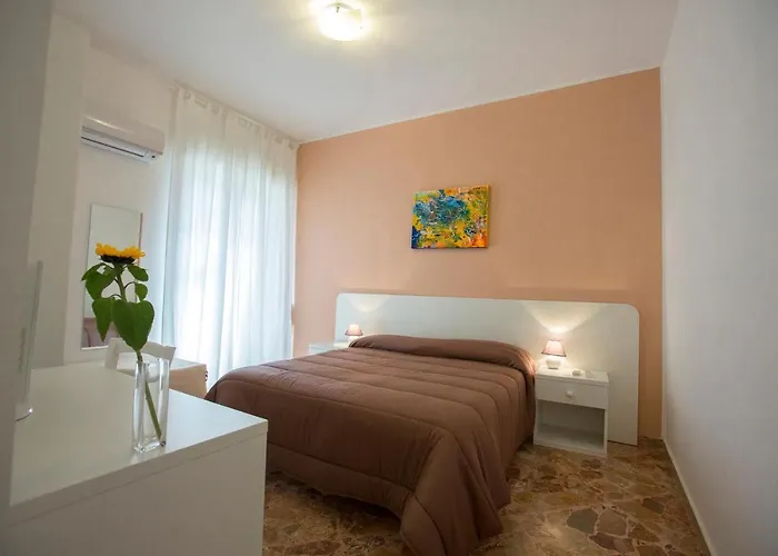 Siracusa Holidays Frühstückspension 3*